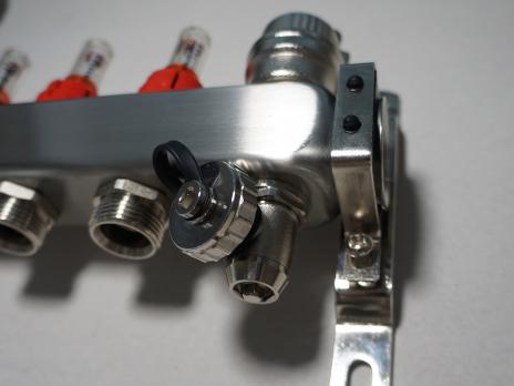 купить Коллектор стальной для отопления c расходомерами на 13 контуров HSW2013 по оптовой цене NIKHI 