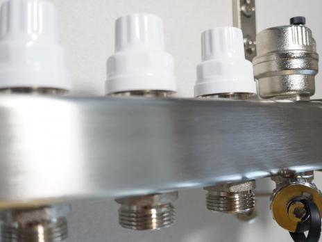 купить Коллектор стальной для отопления c расходомерами на 13 контуров HSW2013 по оптовой цене NIKHI 