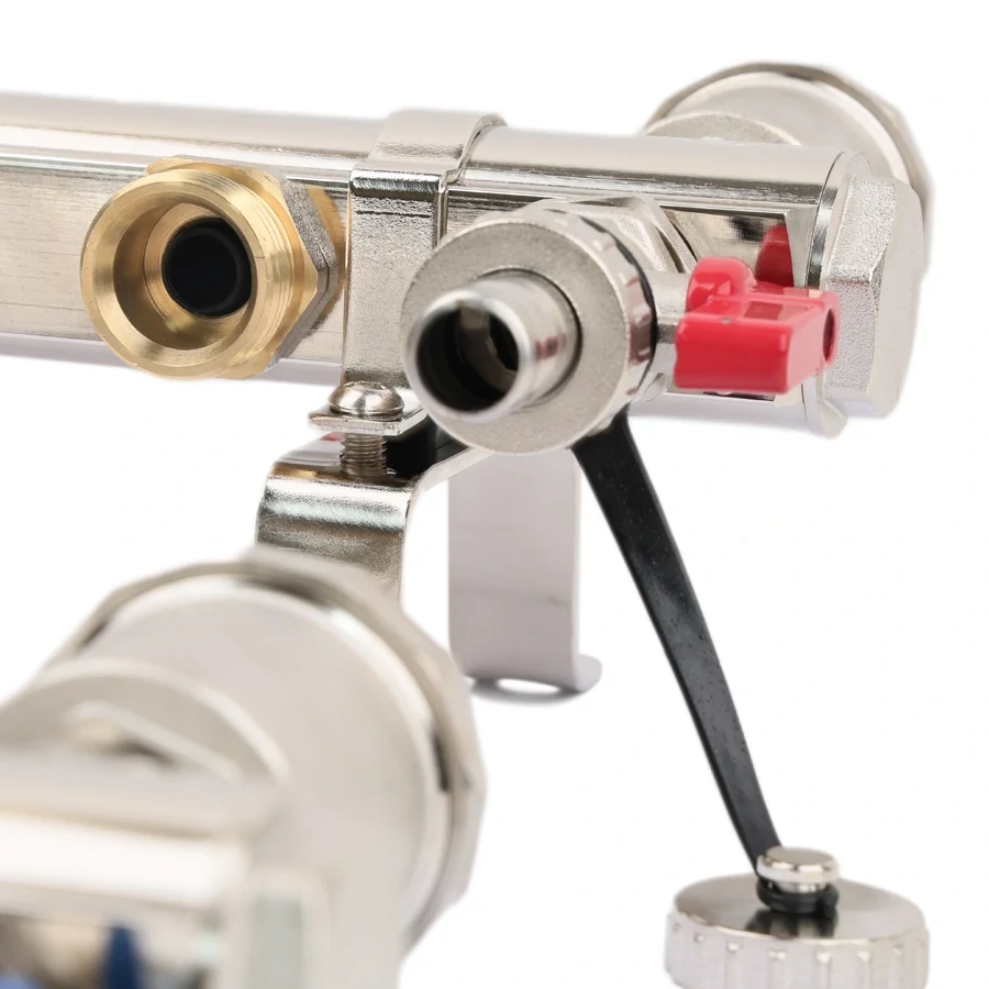 купить Коллекторная группа 1", 3 ходов, латунный корпус, без кранов по оптовой цене NIKHI 